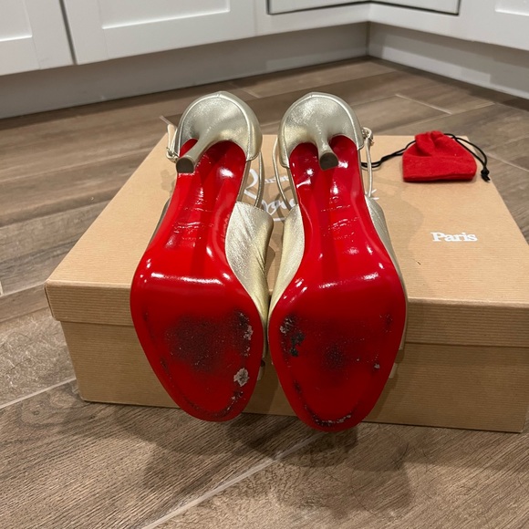 Christian Louboutin gold heels - Picture 7 of 11